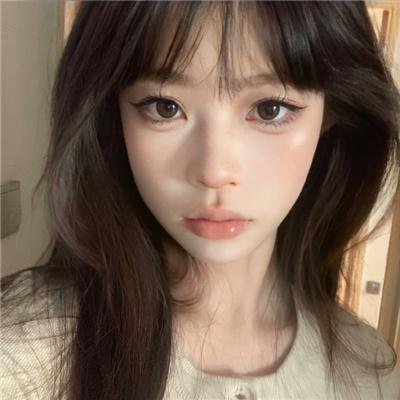 彩凤云裳